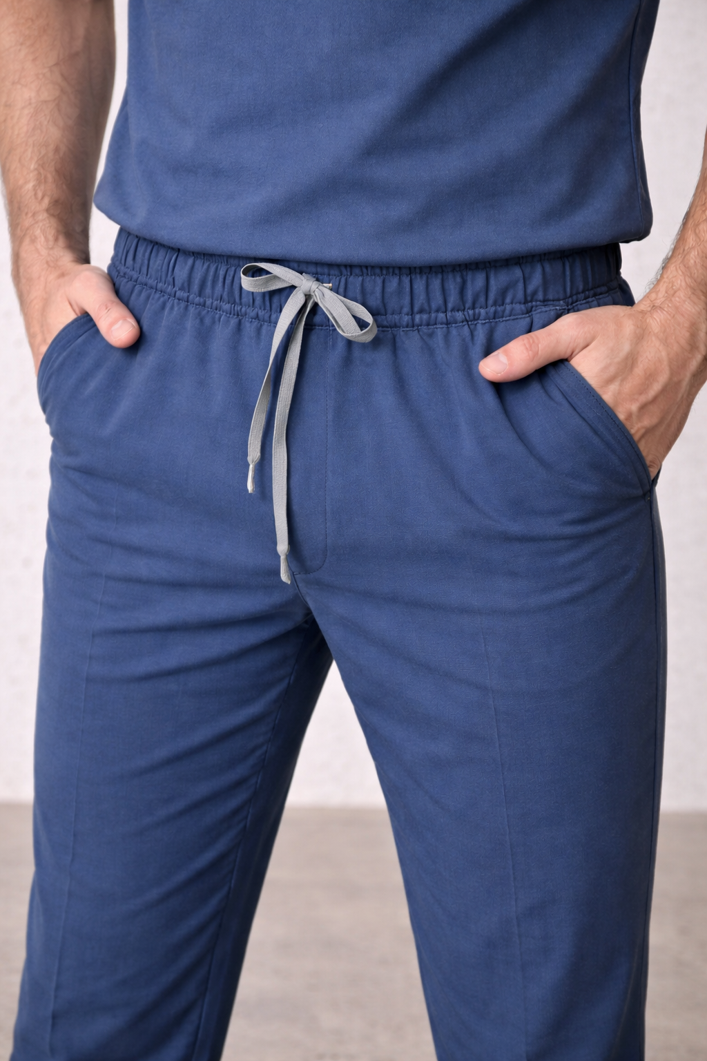 Costum medical barbatesc | MEDICUS